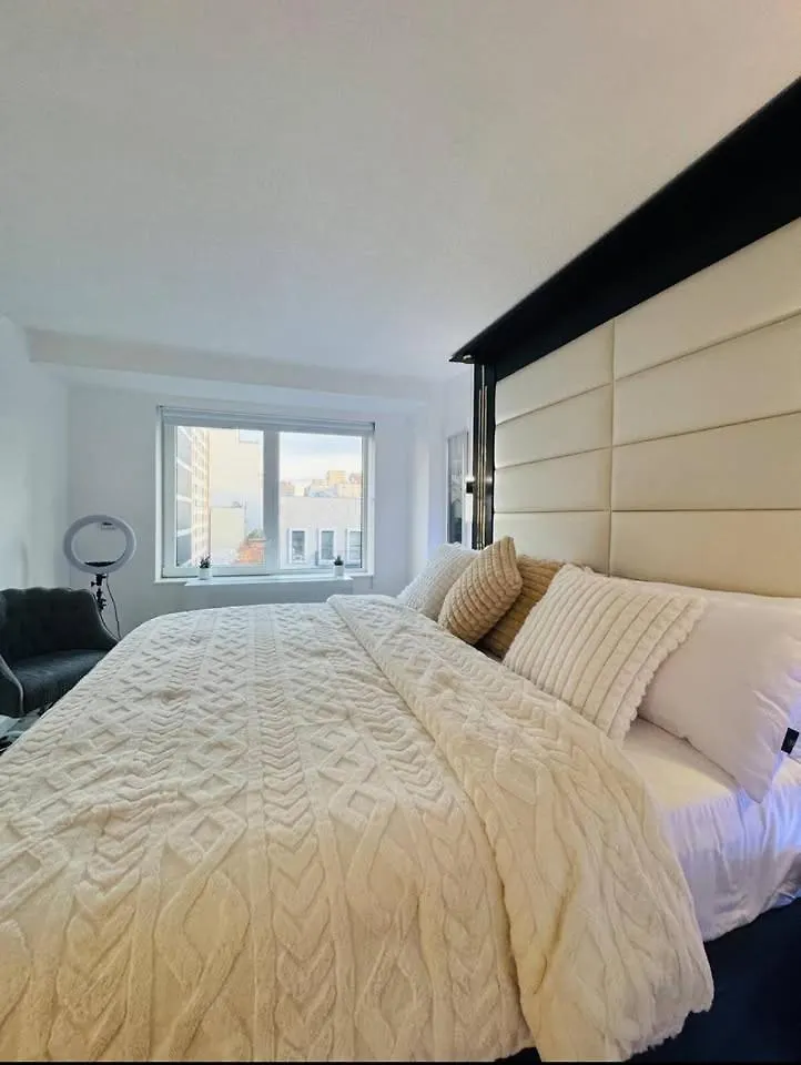 New Bright & Modern 4Bd 2Ba Apartment W Doorman, Gym, Lounge, Near West Harlem New York