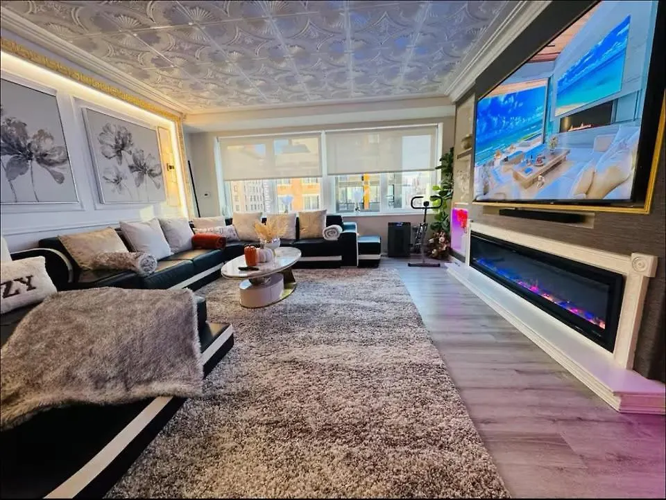 New Bright & Modern 4Bd 2Ba Apartment W Doorman, Gym, Lounge, Near West Harlem New York